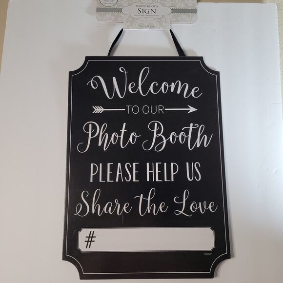 Photo Booth Sign and Props Set - Picture 1 of 16